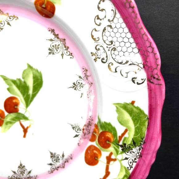 Set of 5 Vintage RS Prussia Dessert Saucers Cherry Design (4 Good + 1 Damaged) - Picture 4 of 10